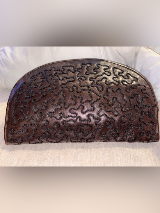 Fendi Handbags - FENDI - Authentic Vintage Fendi Roma Lambskin Leather Appliqué Clutch